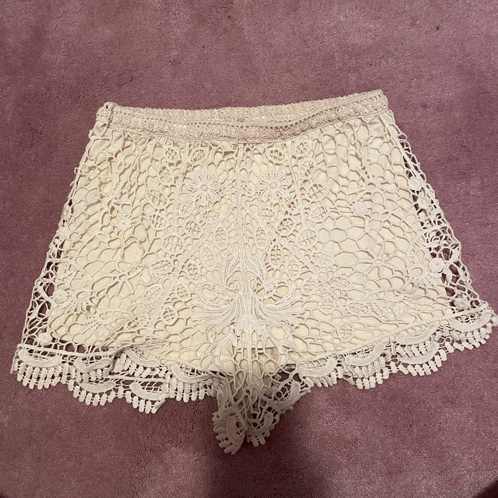 Brandy Melville White Lace Shorts